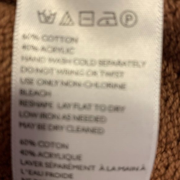 UO / Kimchi Blue Kia Cold shoulders sweater, S - Picture 5 of 5